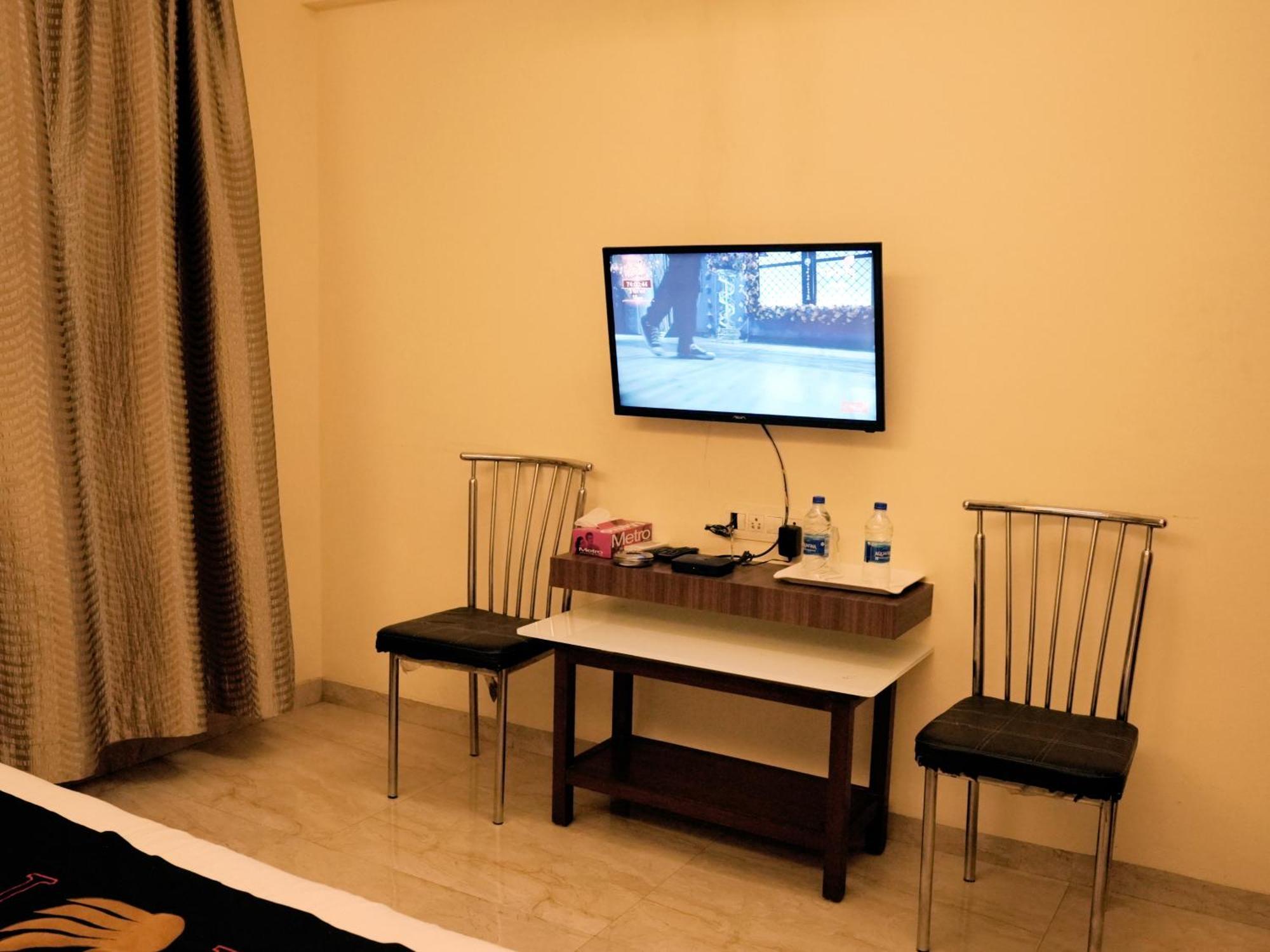 Hotel Kushala Executive Inn Тхане Экстерьер фото