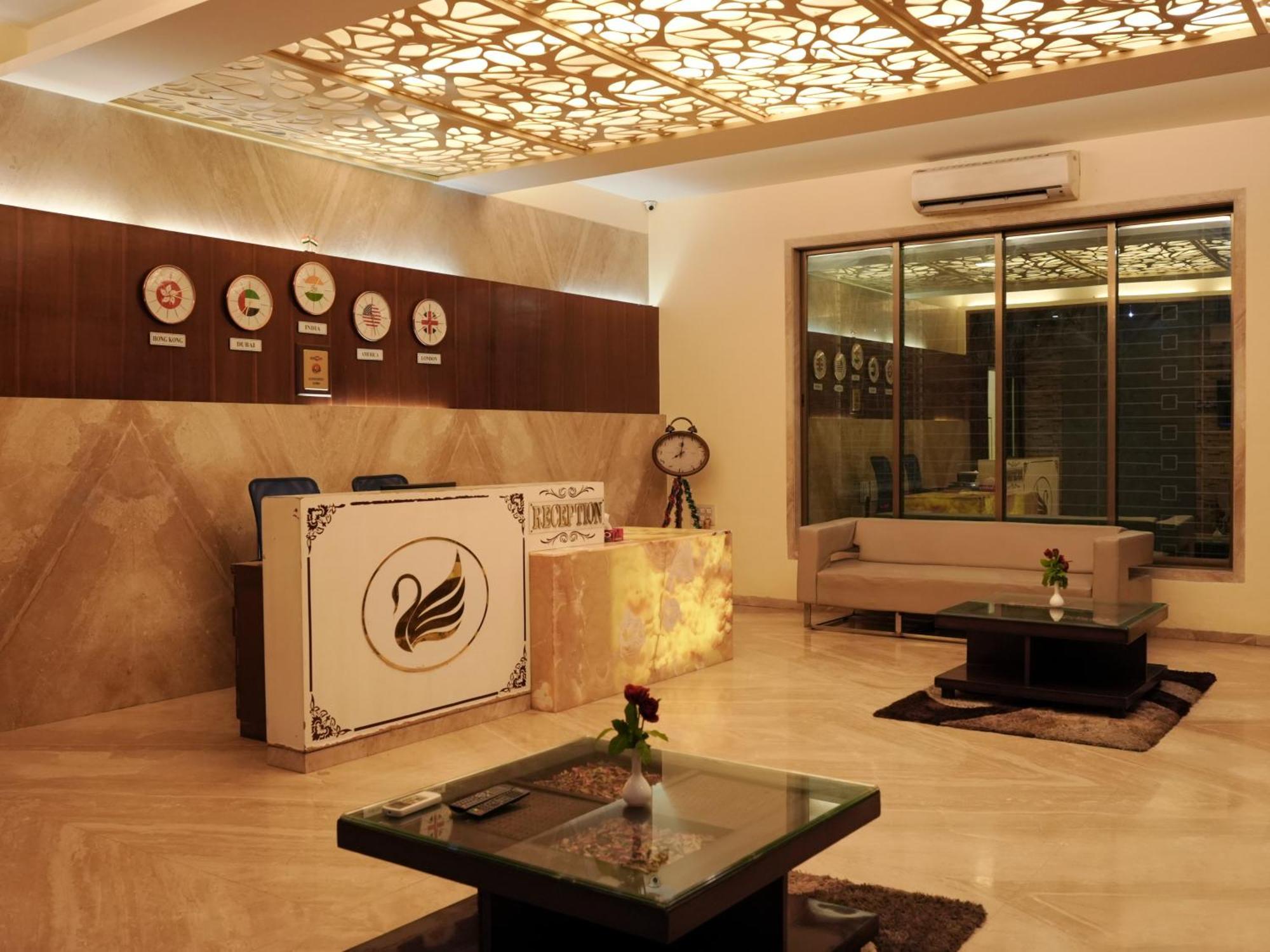 Hotel Kushala Executive Inn Тхане Экстерьер фото